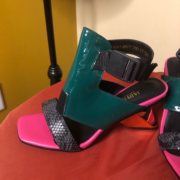 Jady Rose Stylish Sandal w/ Original Box S10 - Picture 4 of 8